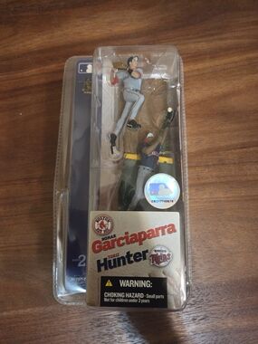 MLB Nomar Garciaparra & Torii Hunter Collectible Figures - Red, Navy, Gray